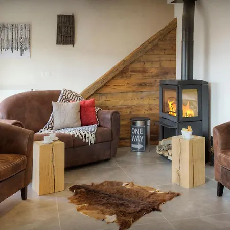 Zamaro - Ovo Network - Ovo Network Chalet *